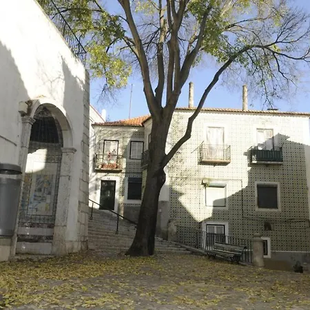 Charming Duplex At Alfama-3